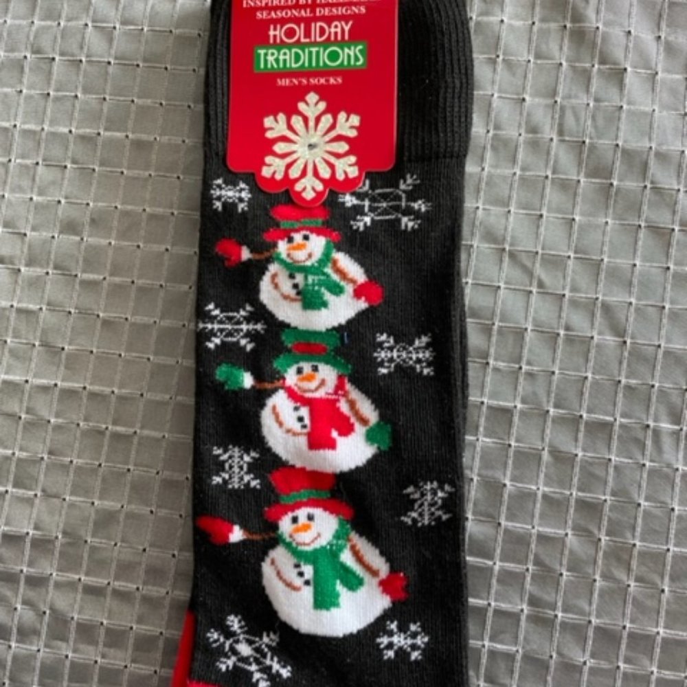Hallmark Christmas socks size 6 to 12